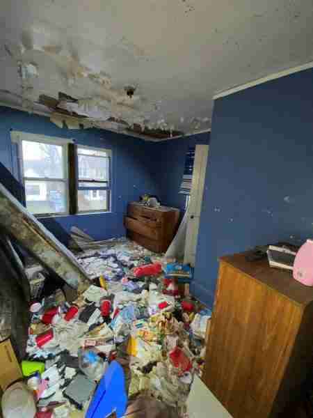 14475 Robson (32).jpg